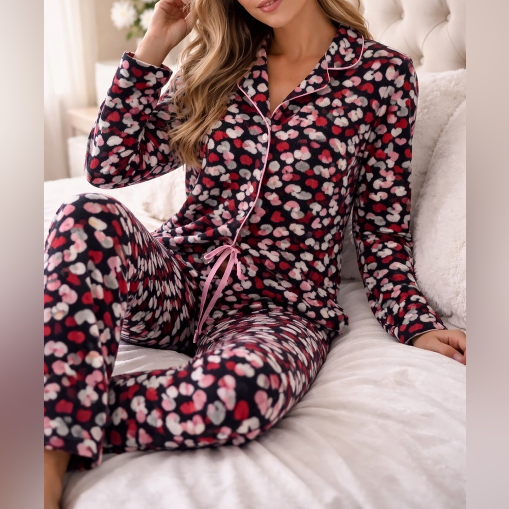 ✨ Rene Rofe Heart Pajama Set‎ M Cozy Valentine Sleepwear ✨